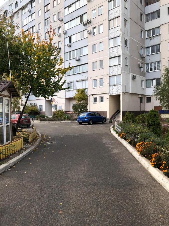 Апартаменты Возле Днепра Čerkasy Esterno foto